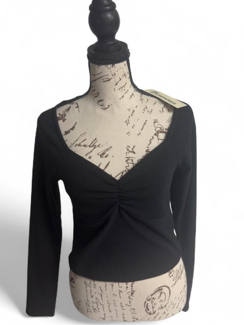 New with tags No boundaries black long sleeve sweater crop top medium